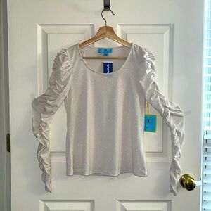 CeCe Womens Long Sleeve Boat Neck Ruched Sleeve Top Glitter Shimmer